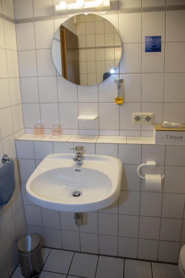 Hotel Weinhaus Kurtrierer Hof Leiwen Zewnętrze zdjęcie