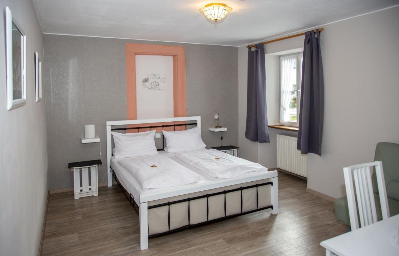 Hotel Weinhaus Kurtrierer Hof Leiwen Zewnętrze zdjęcie