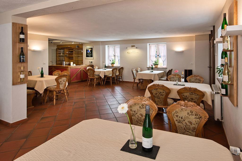 Hotel Weinhaus Kurtrierer Hof Leiwen Pokój zdjęcie