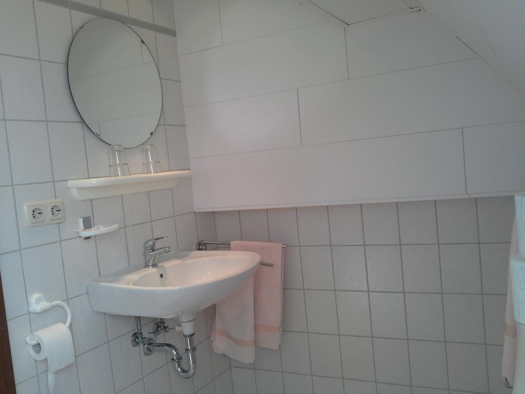 Hotel Weinhaus Kurtrierer Hof Leiwen Zewnętrze zdjęcie