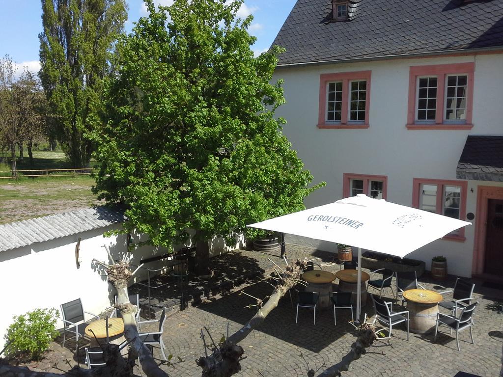 Hotel Weinhaus Kurtrierer Hof Leiwen Zewnętrze zdjęcie