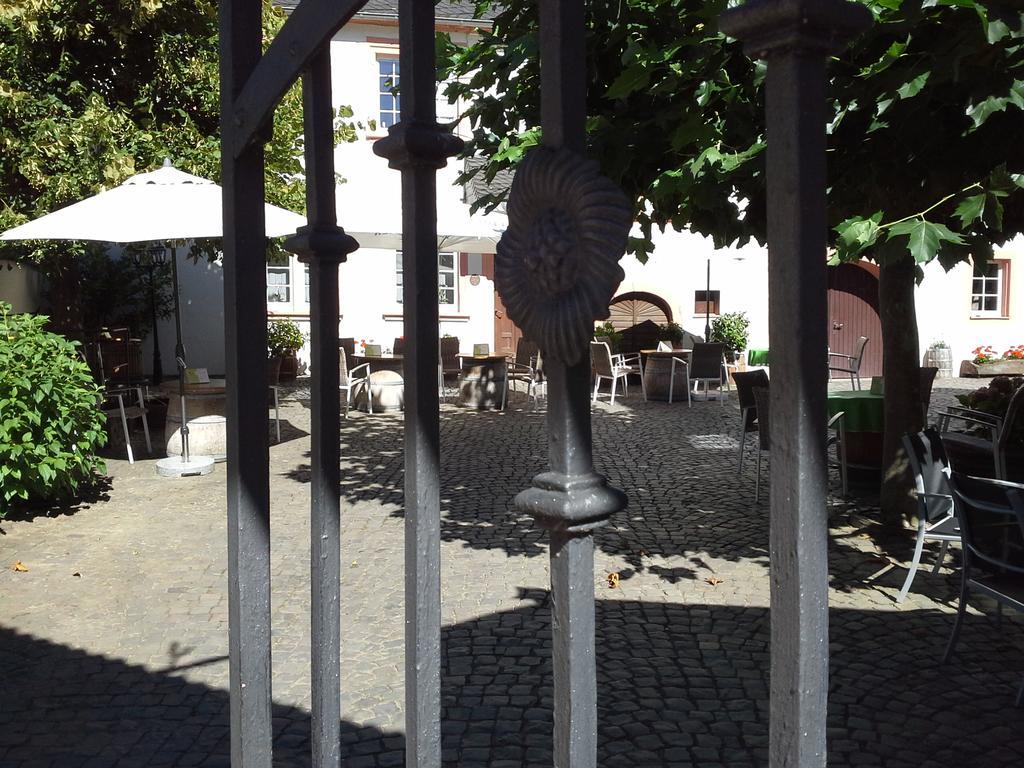 Hotel Weinhaus Kurtrierer Hof Leiwen Zewnętrze zdjęcie